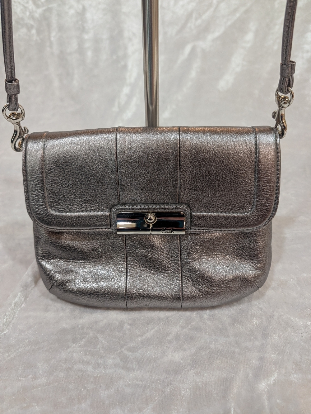 Small Coach Crossbody In Silver - Picture 2 of 8